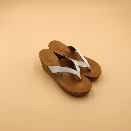 DIORITE White Patent 35